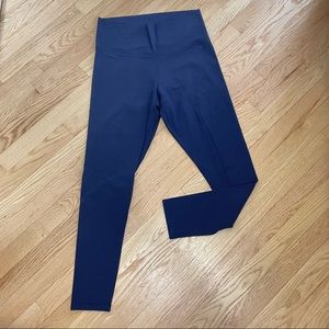 ARITZIA TNA BUTTER ATMOSPHERE HIGH RISE LEGGINGS NAVY BLUE SIZE L